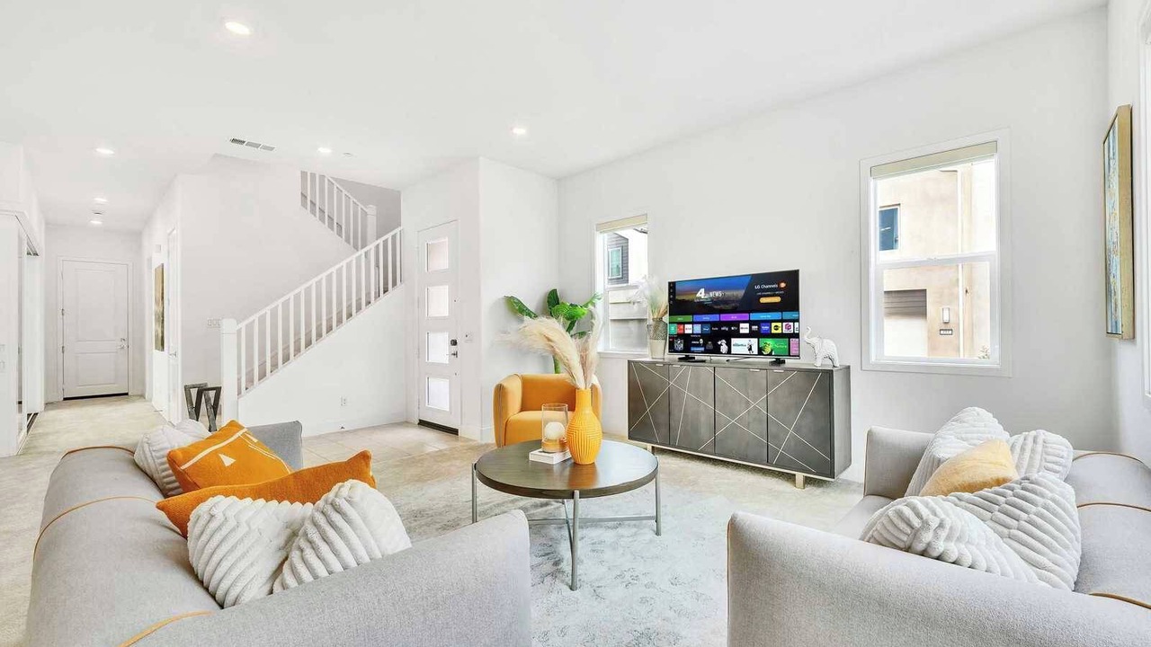 Photo of Livingroom in Irvine
