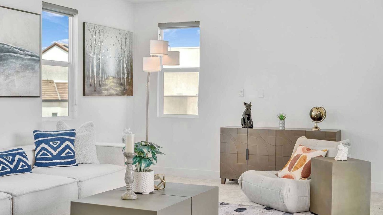 Photo of Livingroom in Irvine