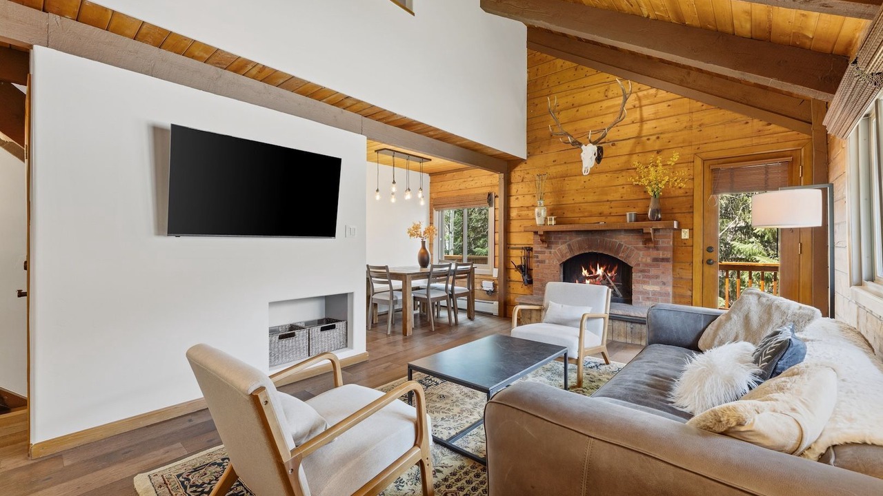 Photo of Livingroom in Intermountain