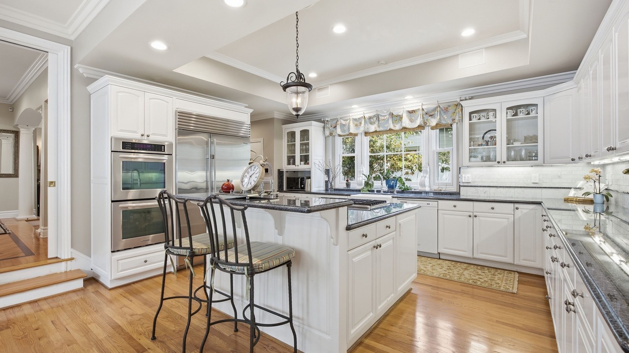 Photo of Kitchen in Tree Section