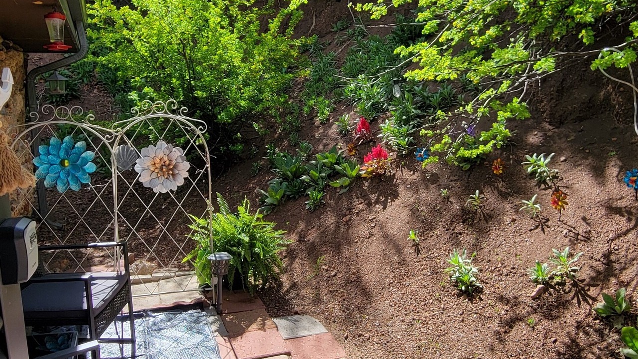 Photo of Patio Balcony in Cascade