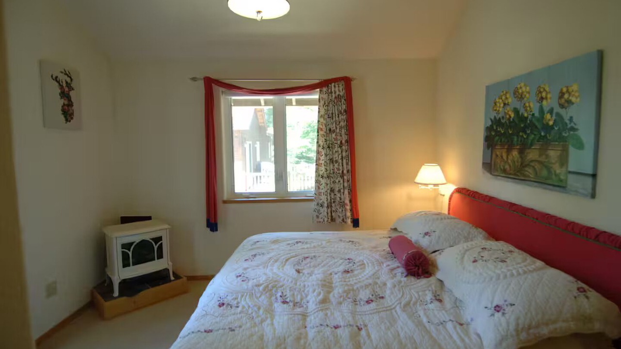 Photo of Bedroom in Tahoma