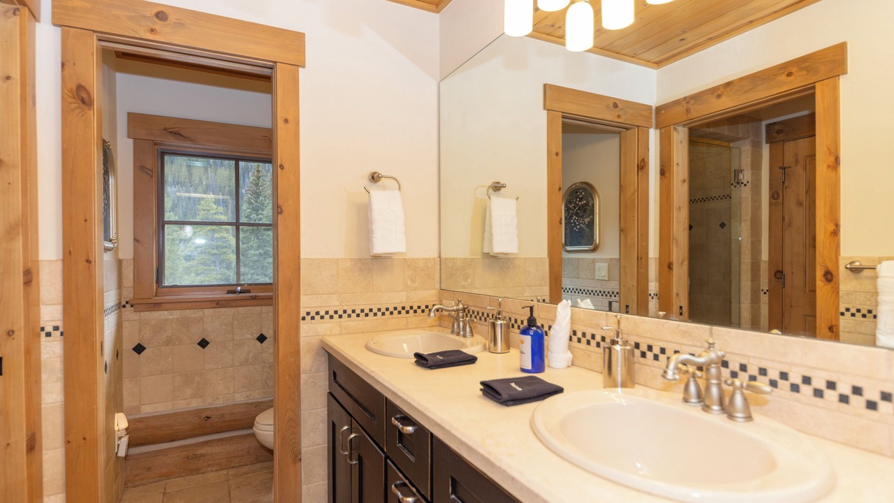 Photo of Bathroom in Breckenridge