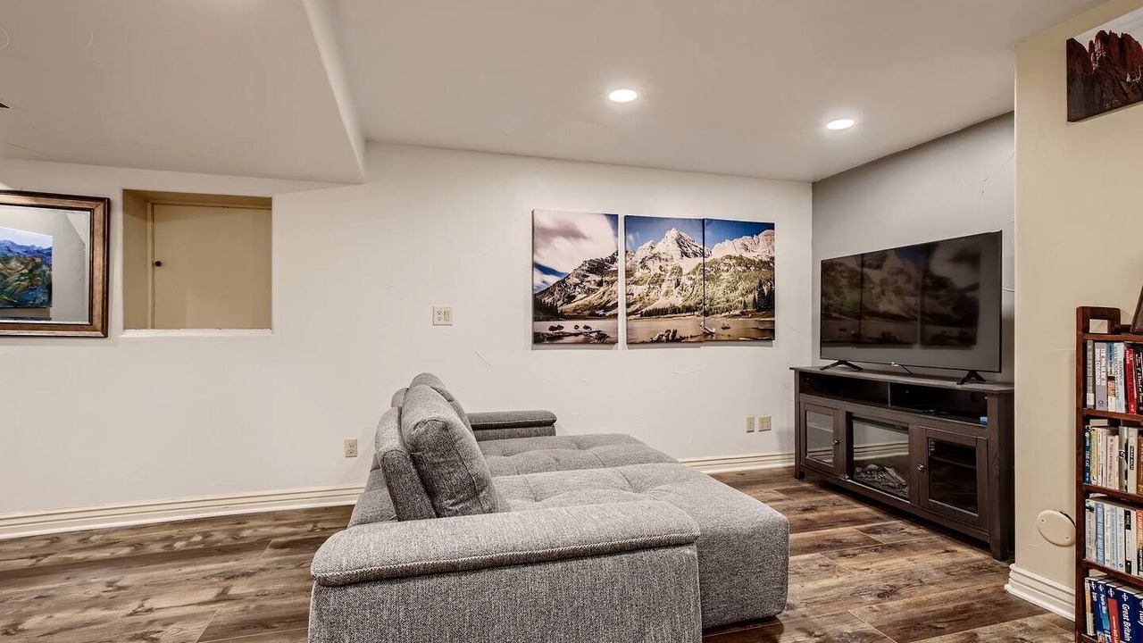 Photo of Livingroom in Broomfield