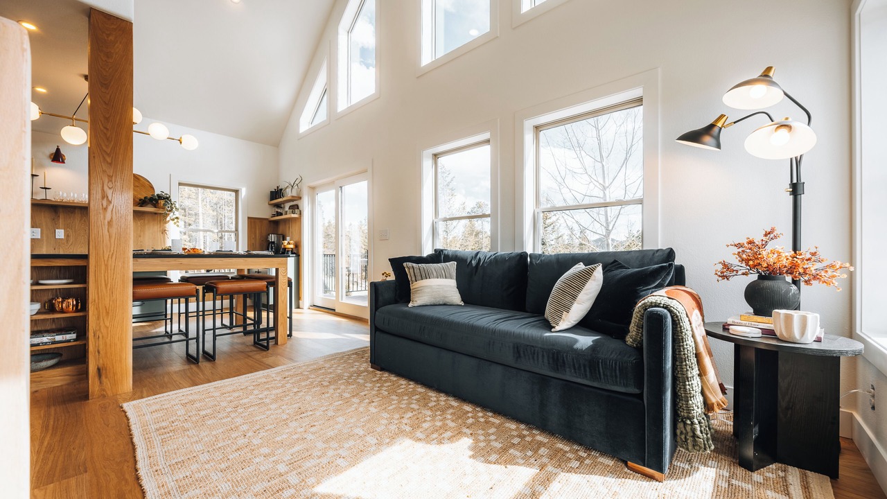 Photo of Livingroom in Black Hawk