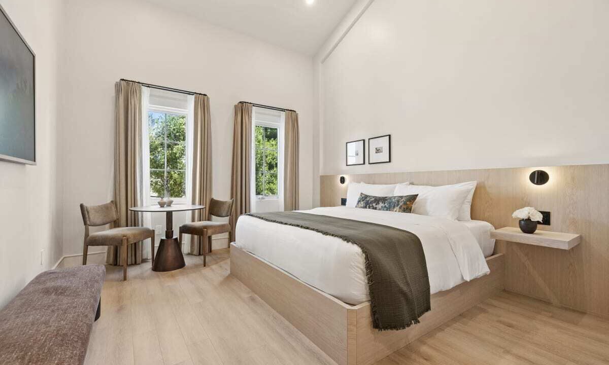 Photo of Bedroom in Oak Park