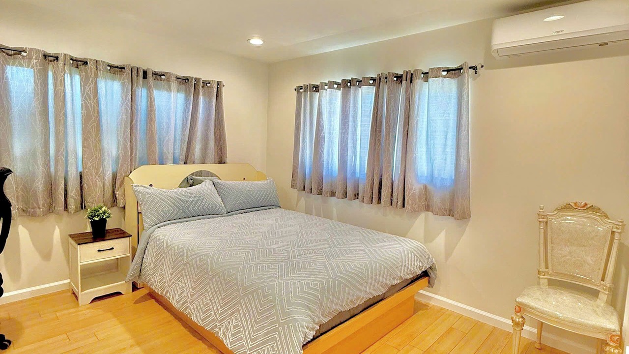Photo of Bedroom in Monterey Park