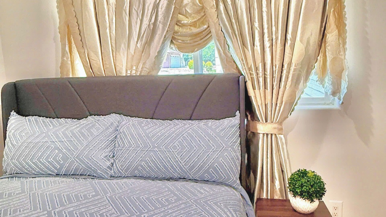 Photo of Bedroom in Monterey Park