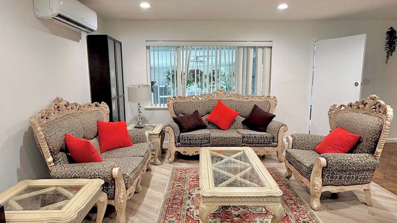 Photo of Livingroom in Monterey Park