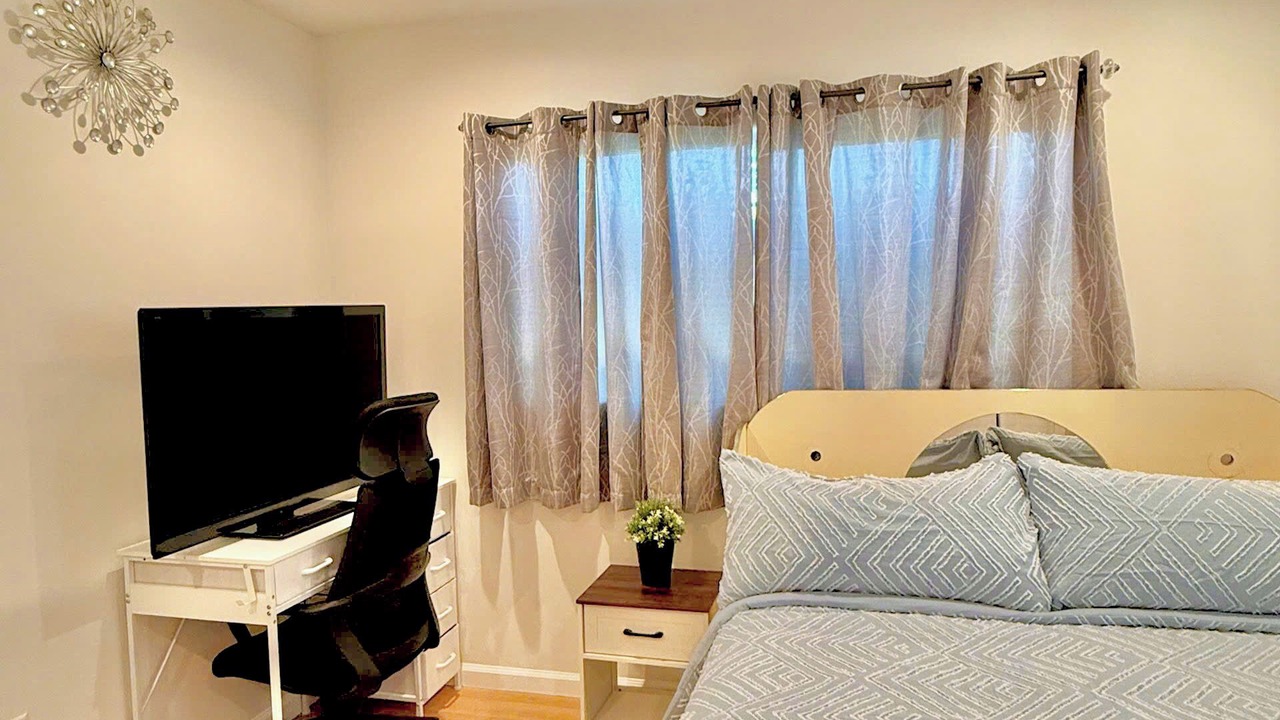 Photo of Bedroom in Monterey Park