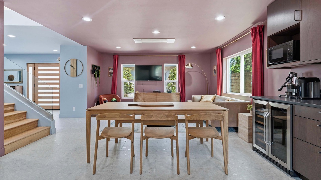 Photo of Bedroom in Van Nuys