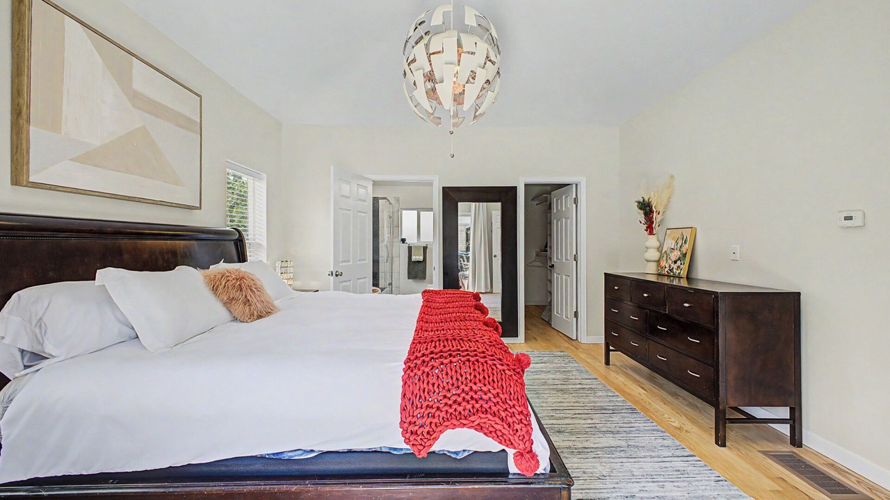 Photo of Bedroom in Berkley