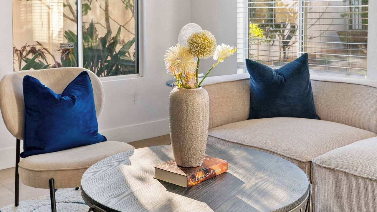 Photo of Livingroom in Foothill Ranch