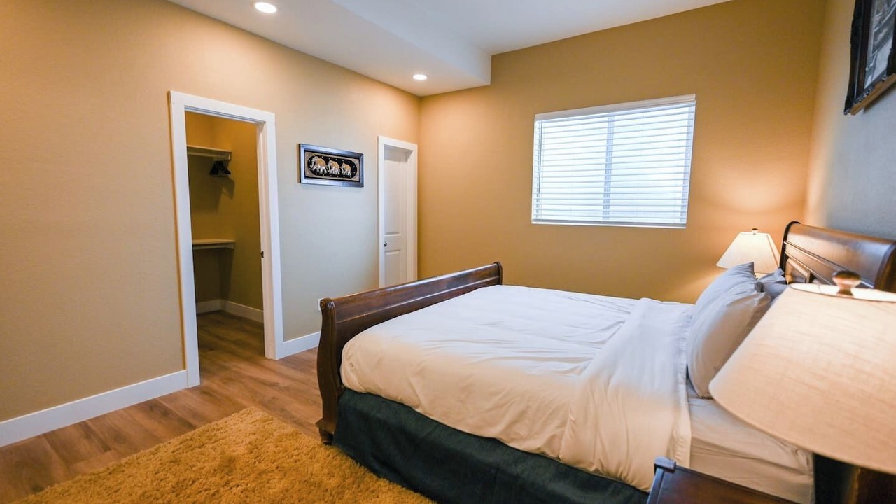 Photo of Bedroom in Tallyn's Reach