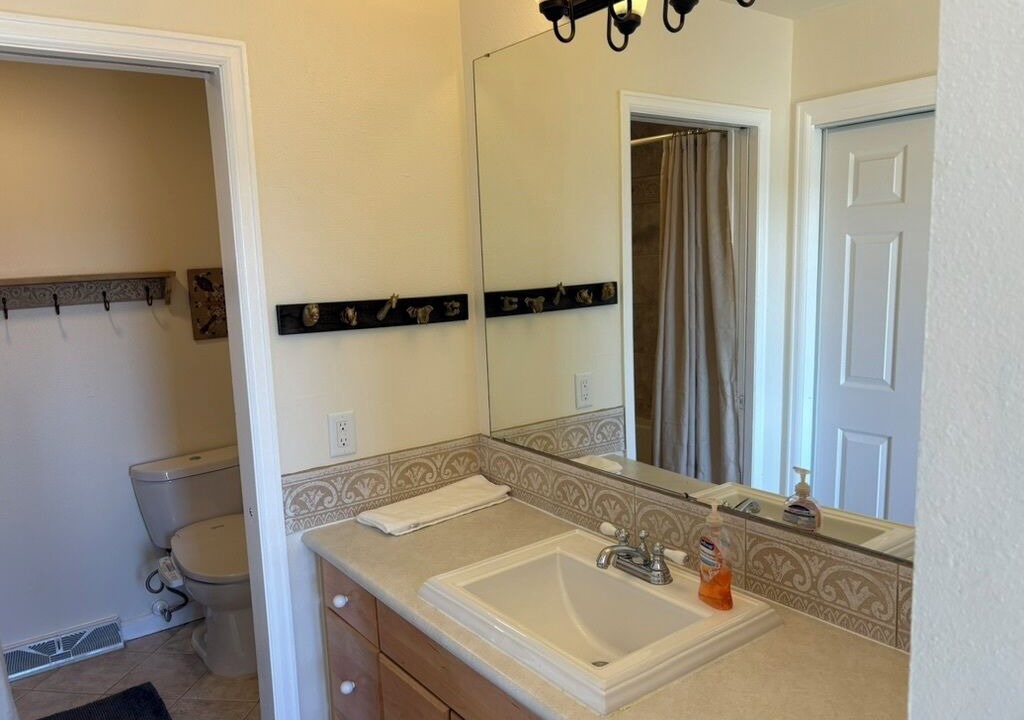 Photo of Bathroom in Table Mesa