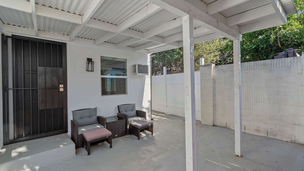 Photo of Patio Balcony in Pico - Robertson