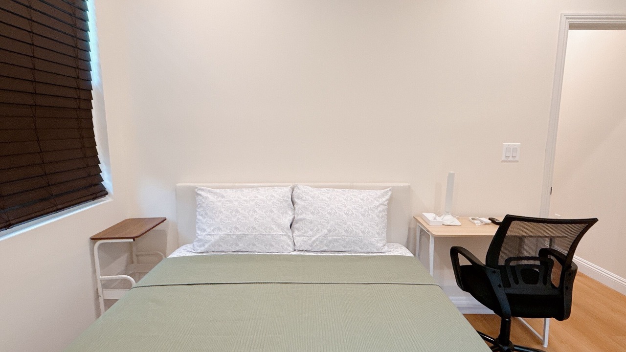Photo of Bedroom in San Gabriel