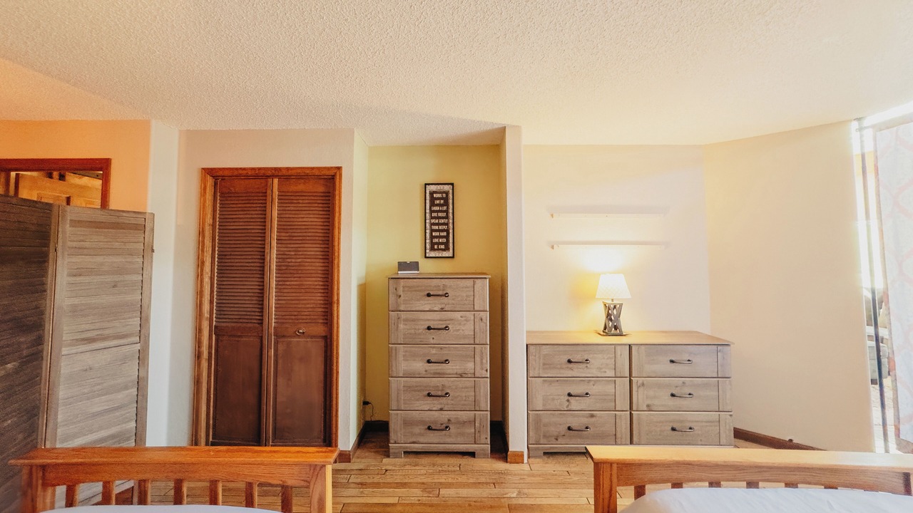 Photo of Bedroom in Divide