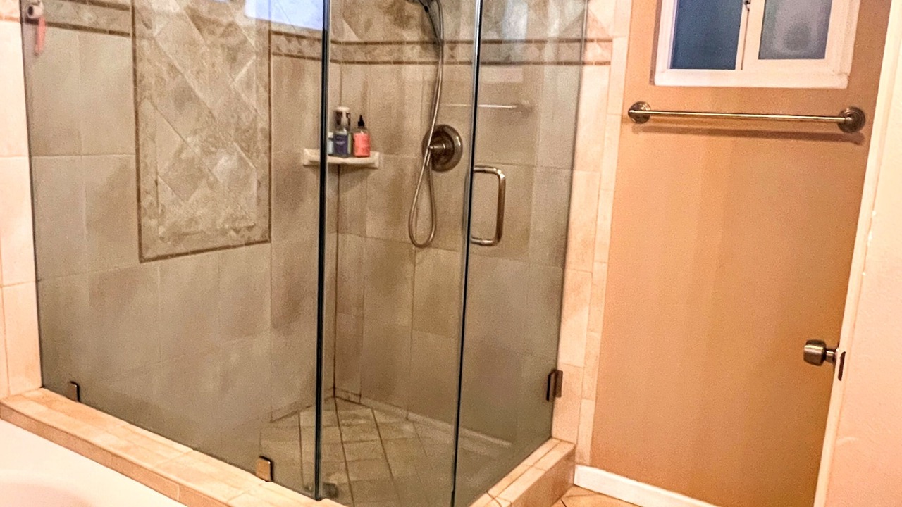 Photo of Bathroom in Reseda