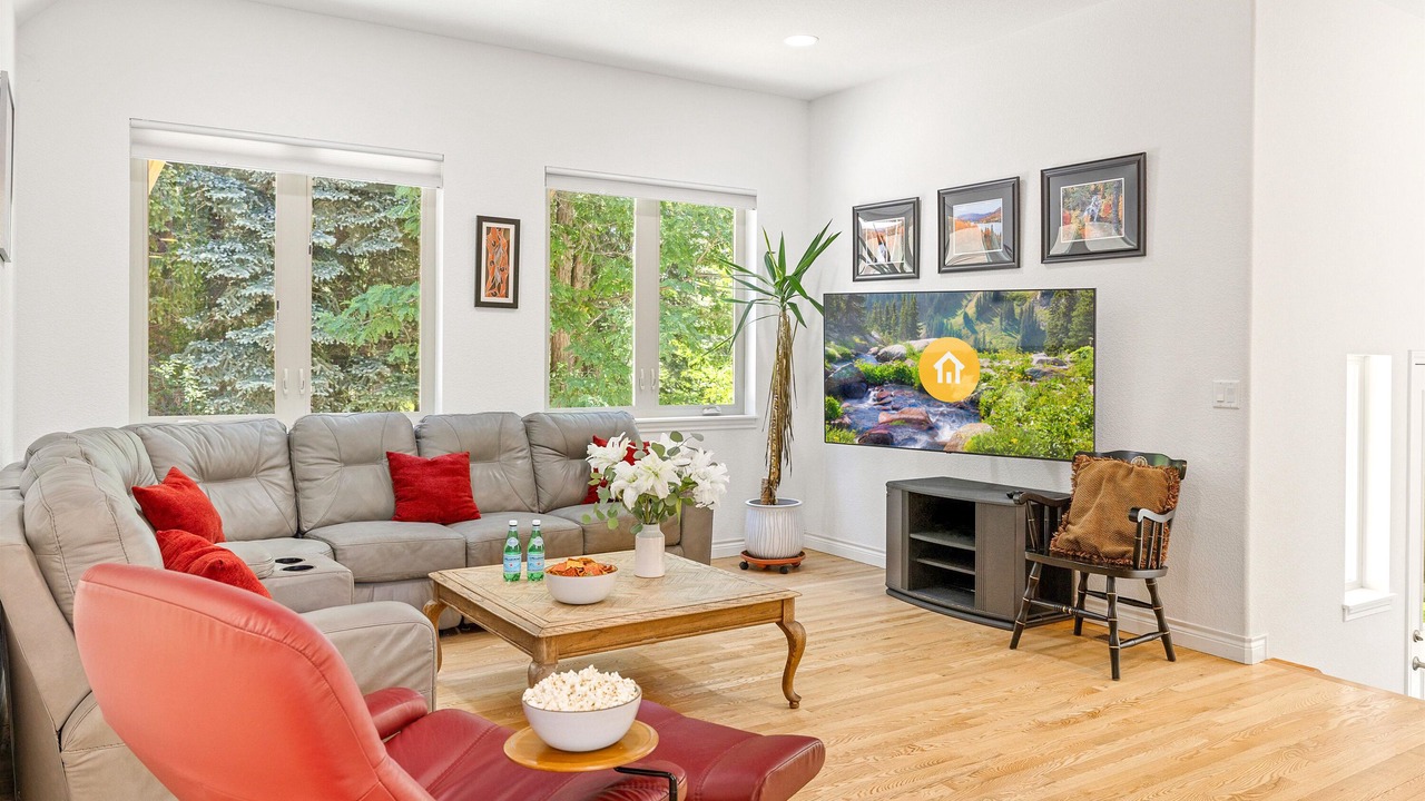 Photo of Livingroom in Newlands