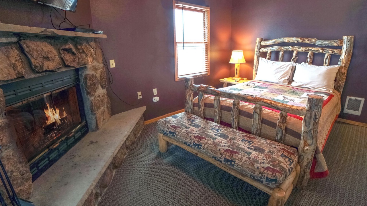 Photo of Bedroom in Estes Park