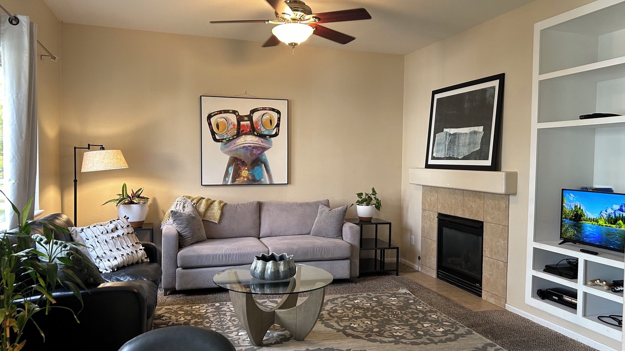 Photo of Bedroom in Aurora