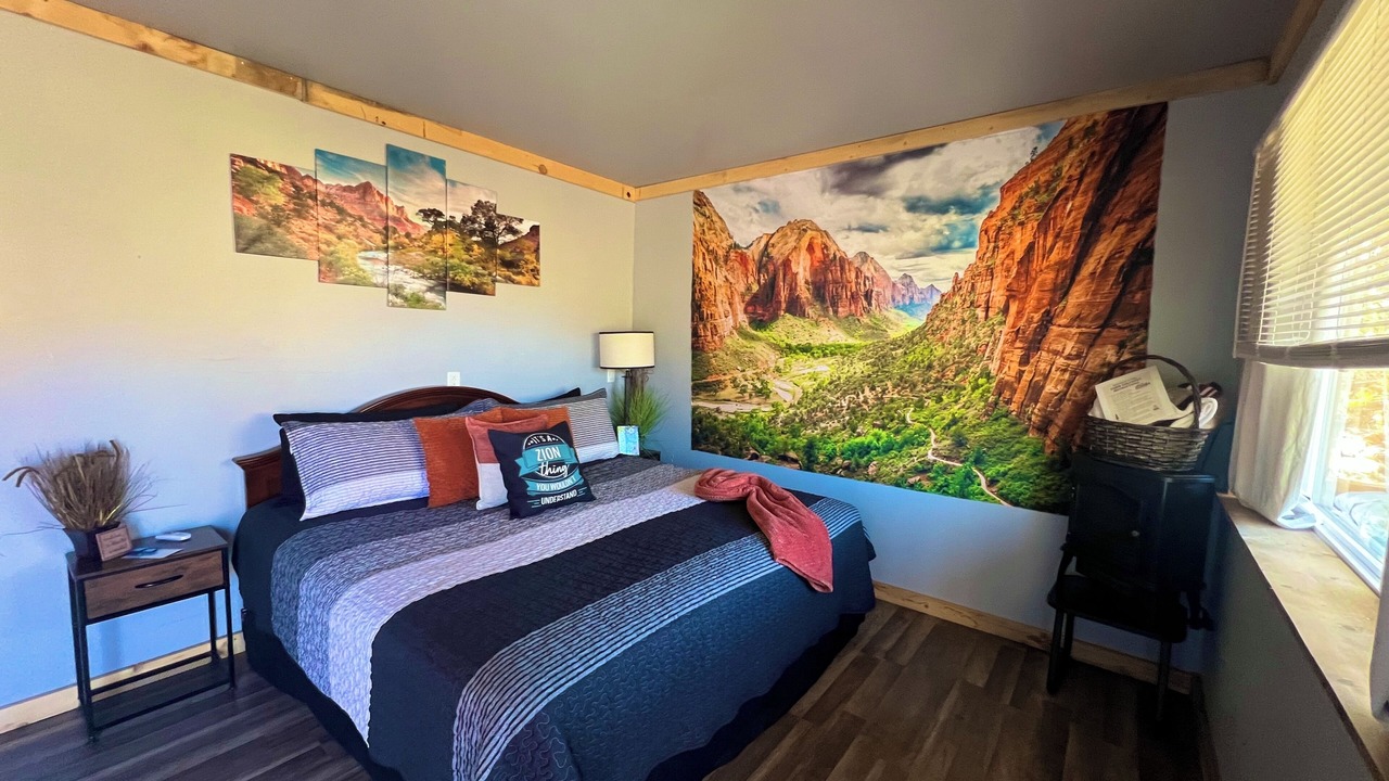 Photo of Bedroom in Sevier
