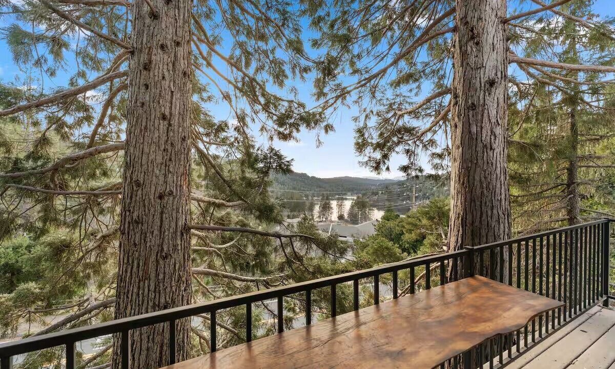 Photo of Outdoor in Crestline