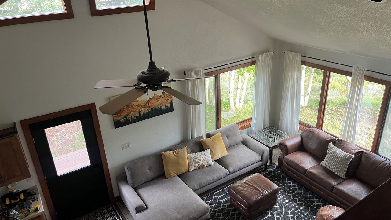 Photo of Livingroom in Crested Butte South