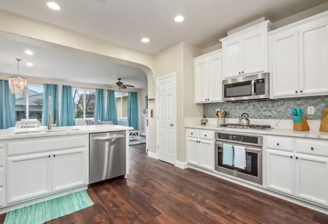 Photo of Kitchen in Roosevelt