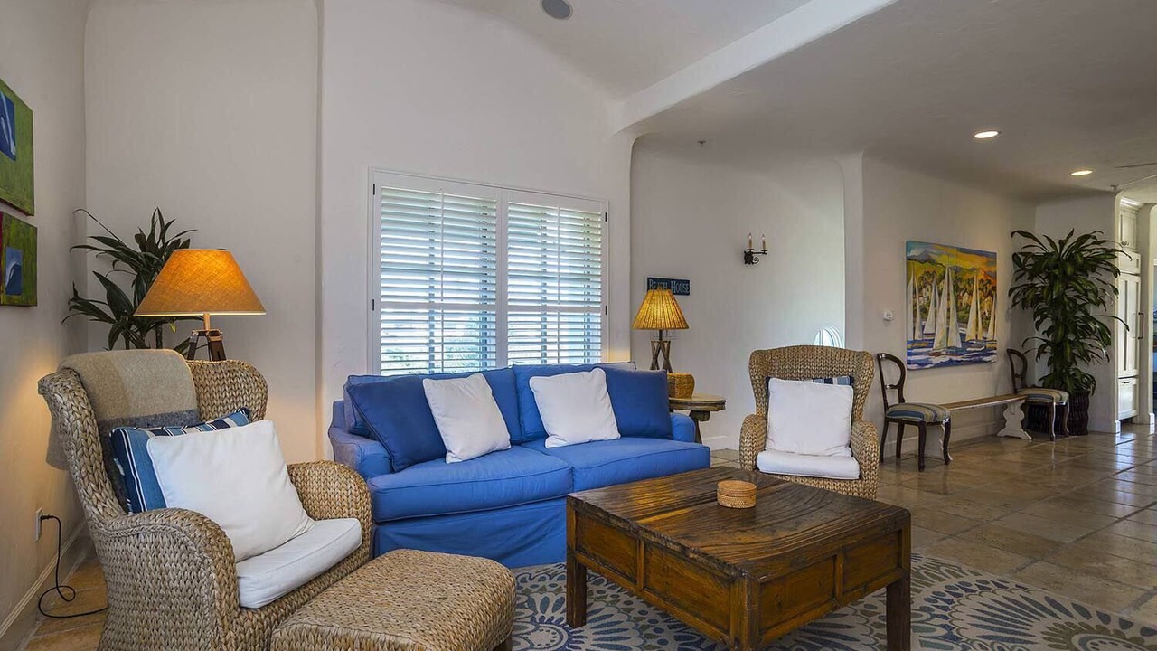 Photo of Livingroom in West Beach