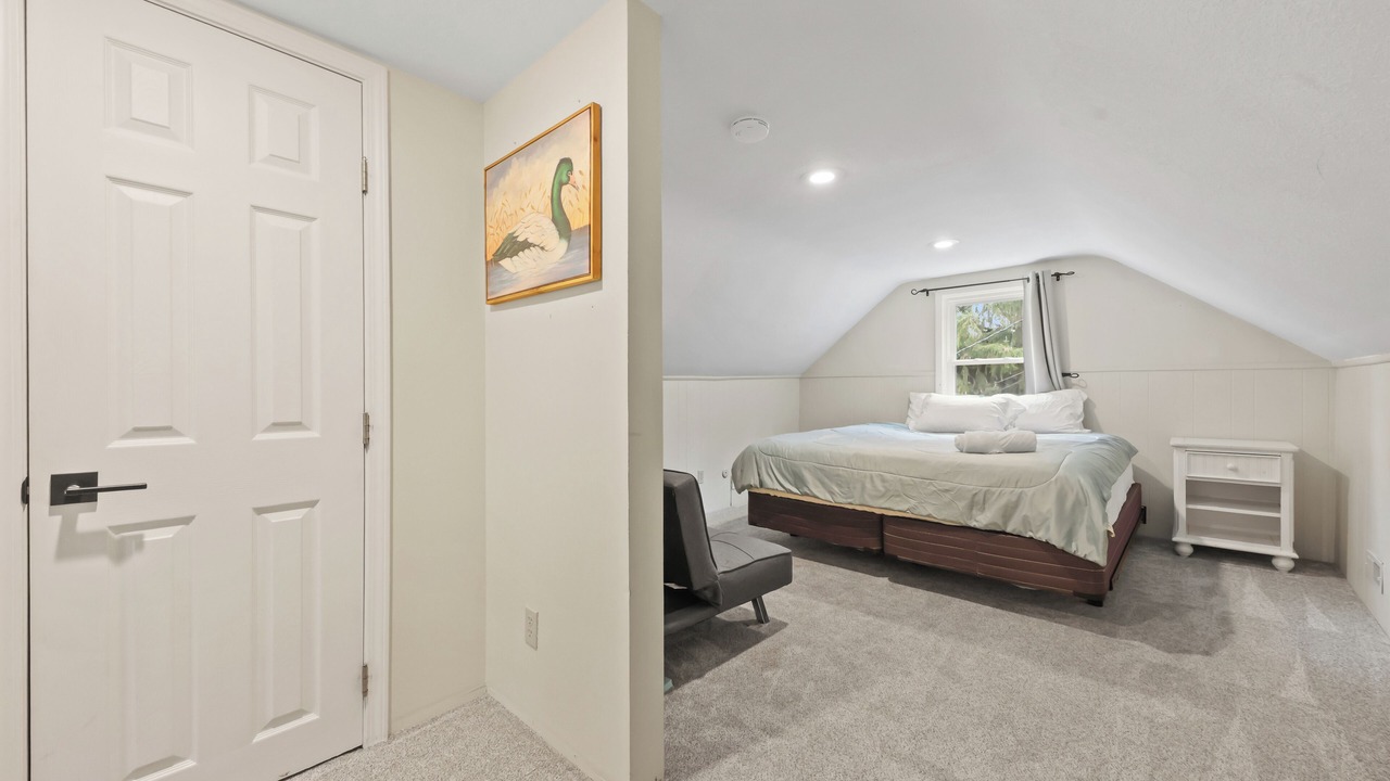 Photo of Bedroom in Akron