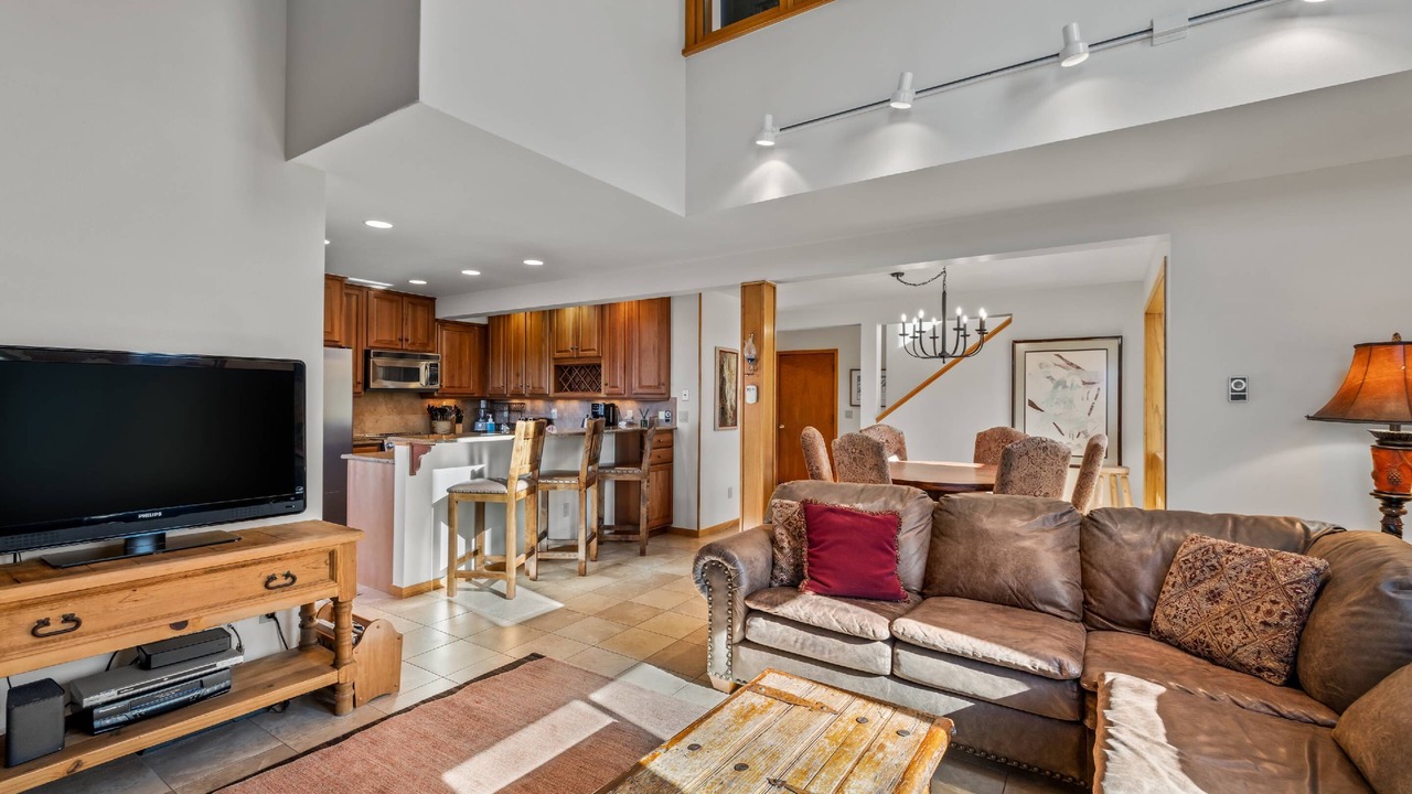 Photo of Livingroom in Fairway Meadows