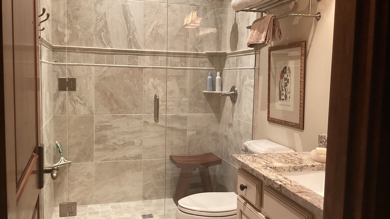 Photo of Bathroom in Aspen Glen