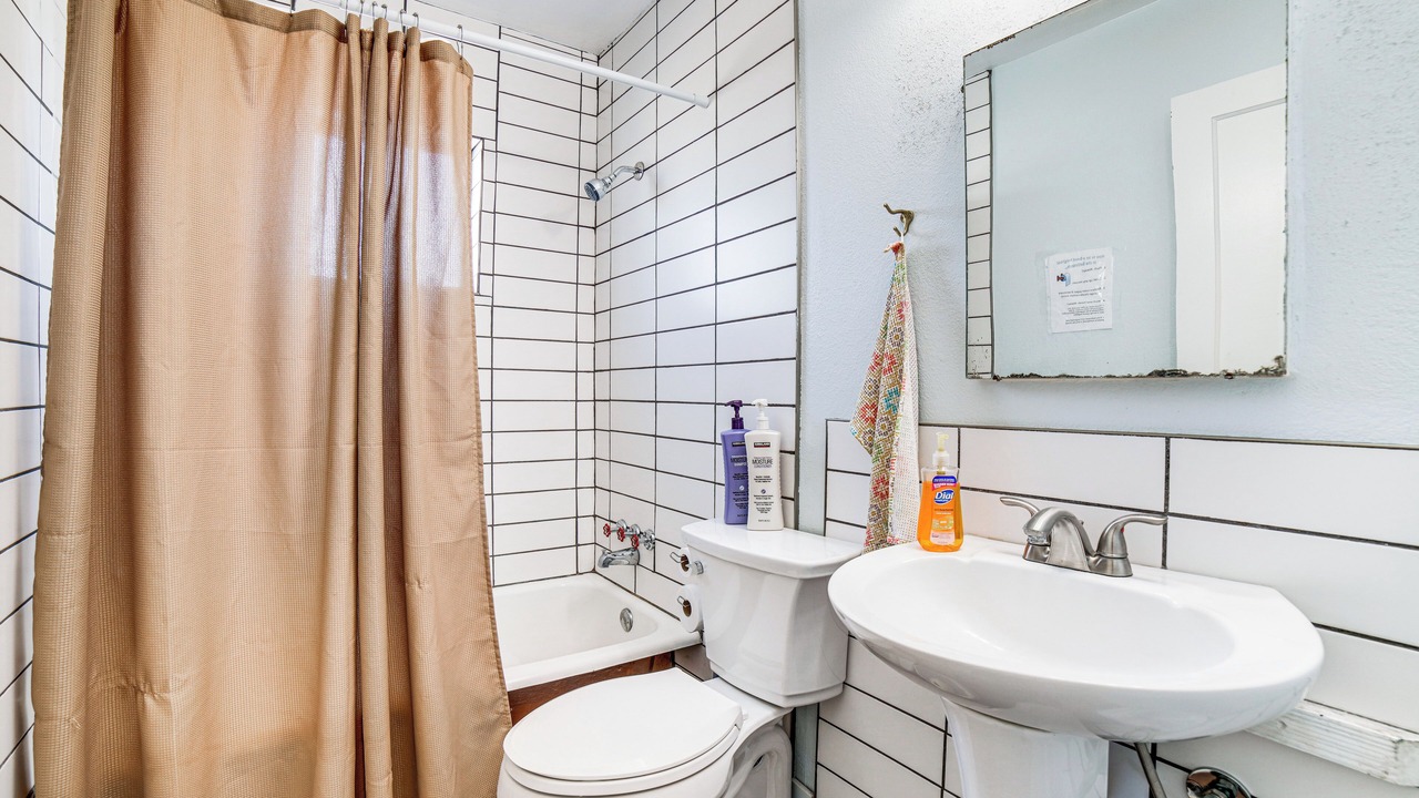 Photo of Bathroom in Lyon County