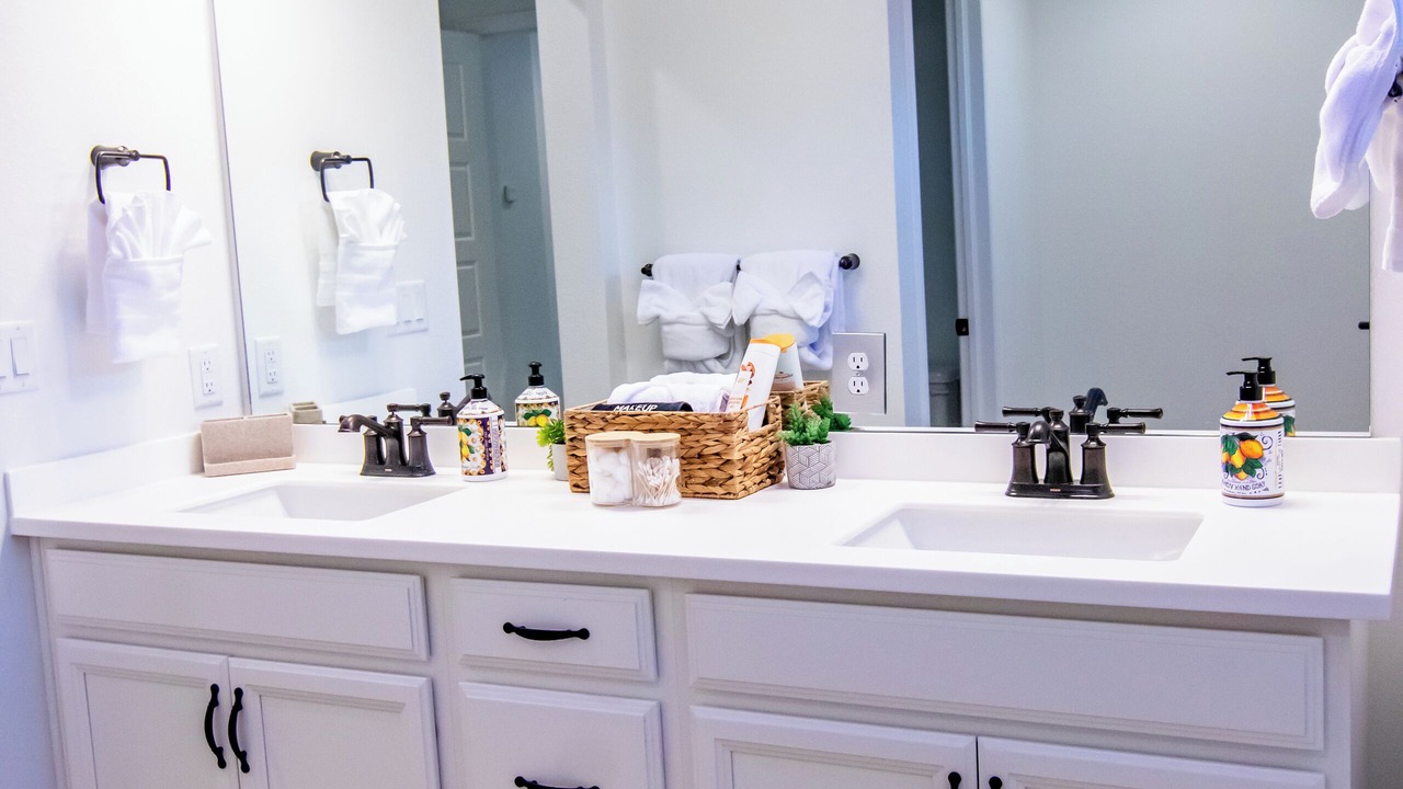 Photo of Bathroom in The Pinery