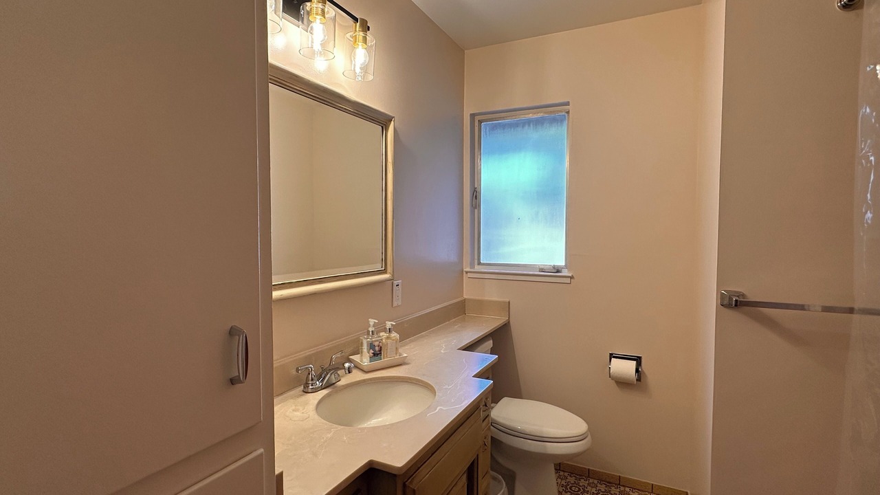 Photo of Bathroom in Branham - Jarvis