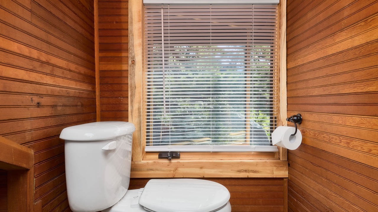 Photo of Bathroom in Cascade
