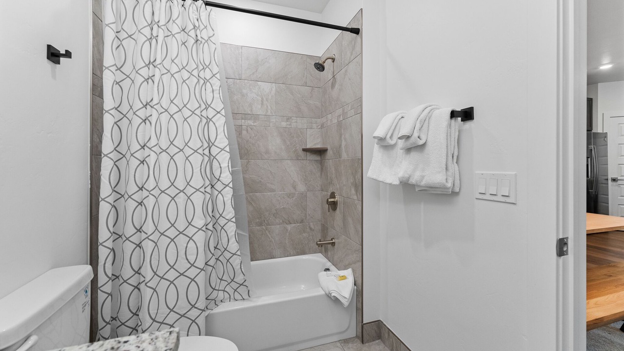 Photo of Bathroom in Lakeside Village
