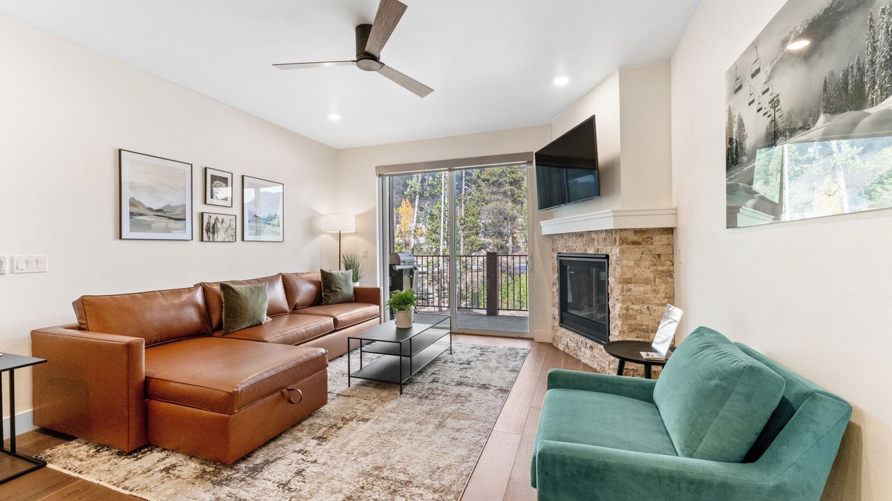 Photo of Patio Balcony in Lakeside Village