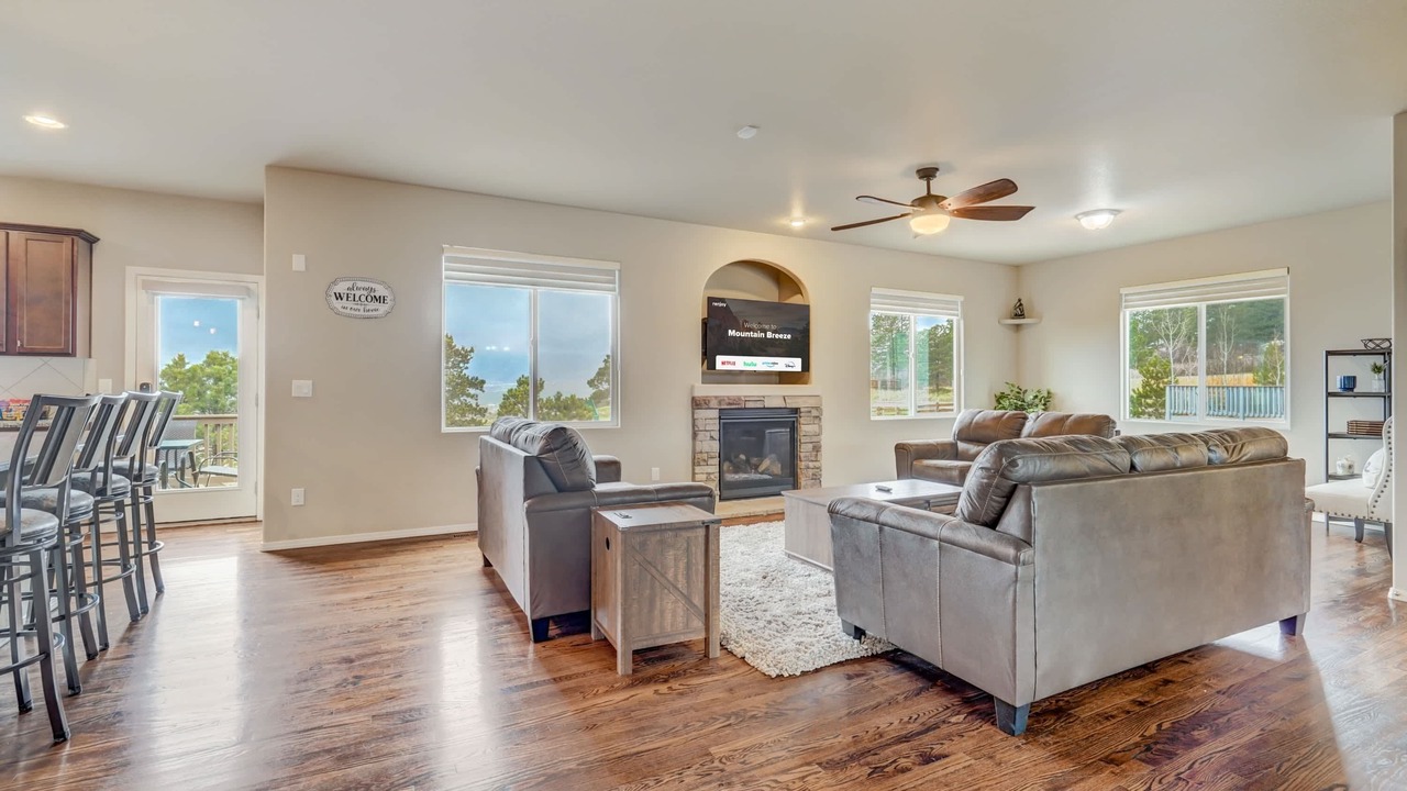 Photo of Livingroom in Woodmoor