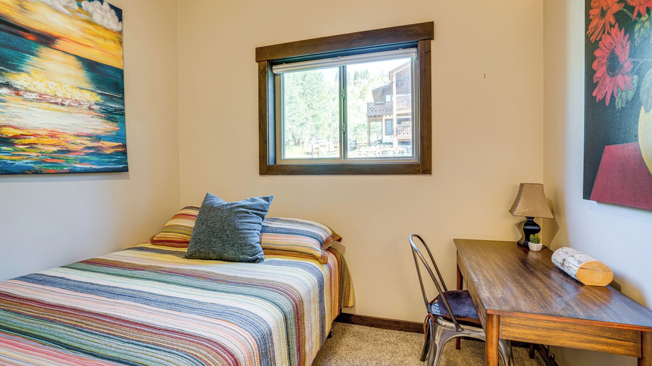 Photo of Bedroom in Keystone