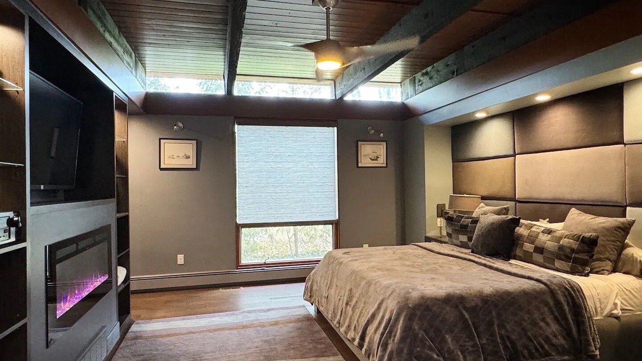 Photo of Bedroom in Westlake