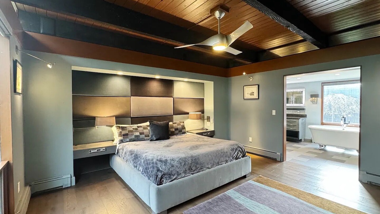 Photo of Bedroom in Westlake