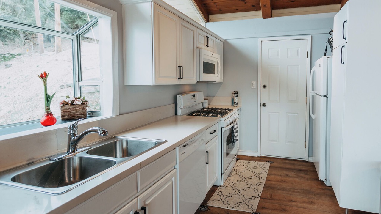 Photo of Kitchen in Crestline