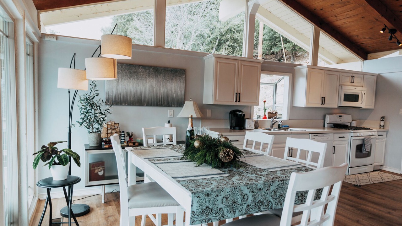 Photo of Kitchen in Crestline