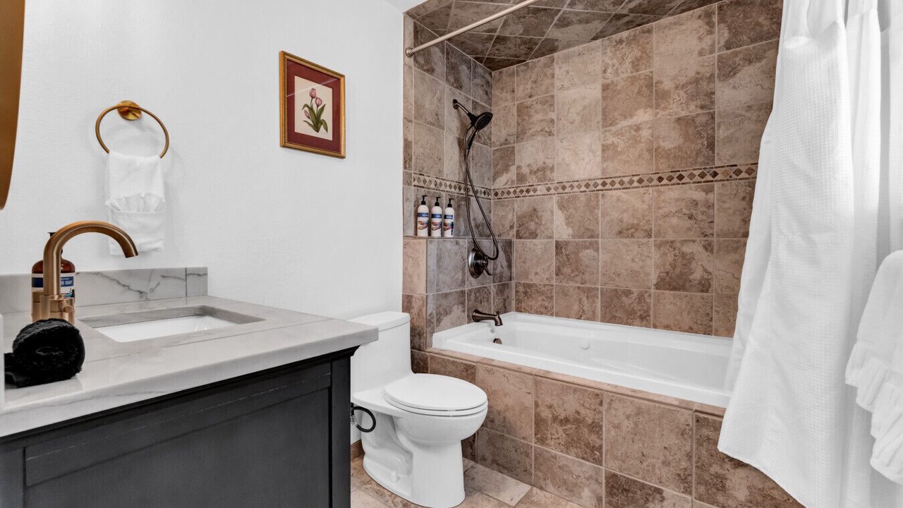 Photo of Bathroom in Arvada