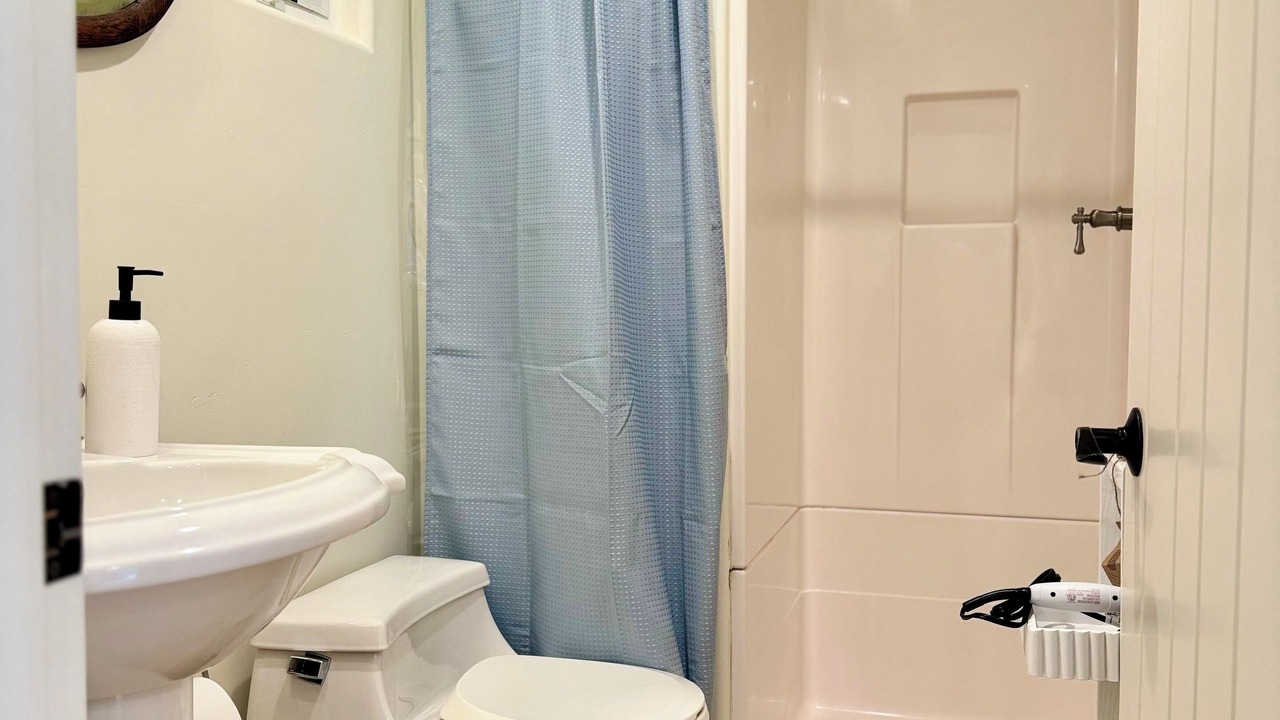 Photo of Bathroom in East Mesa