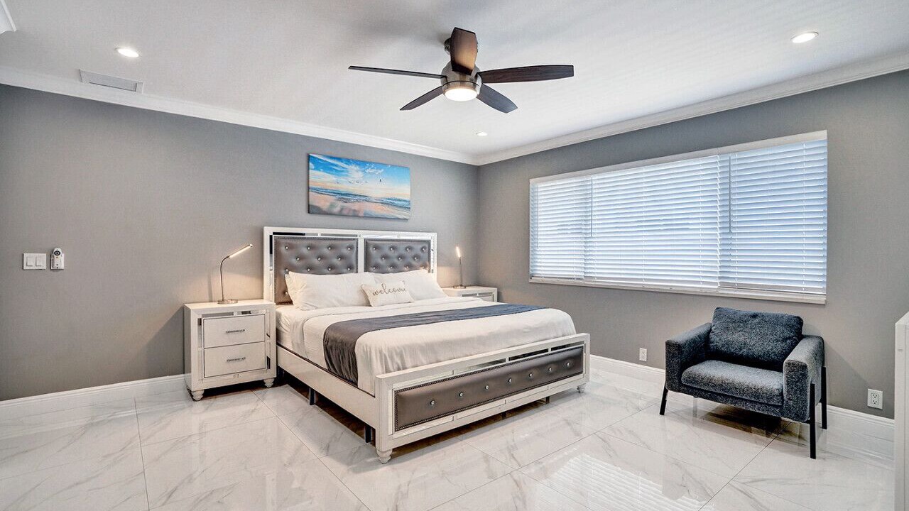 Photo of Bedroom in South Lake