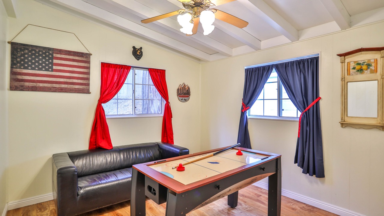 Photo of Bedroom in Cedar Glen